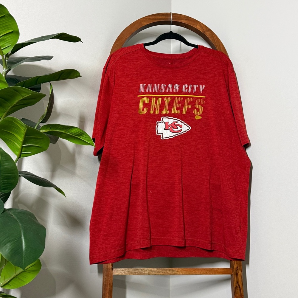 Majestic 2XL Red KC Kansas City Chiefs Short Sleeve Tee Shirt